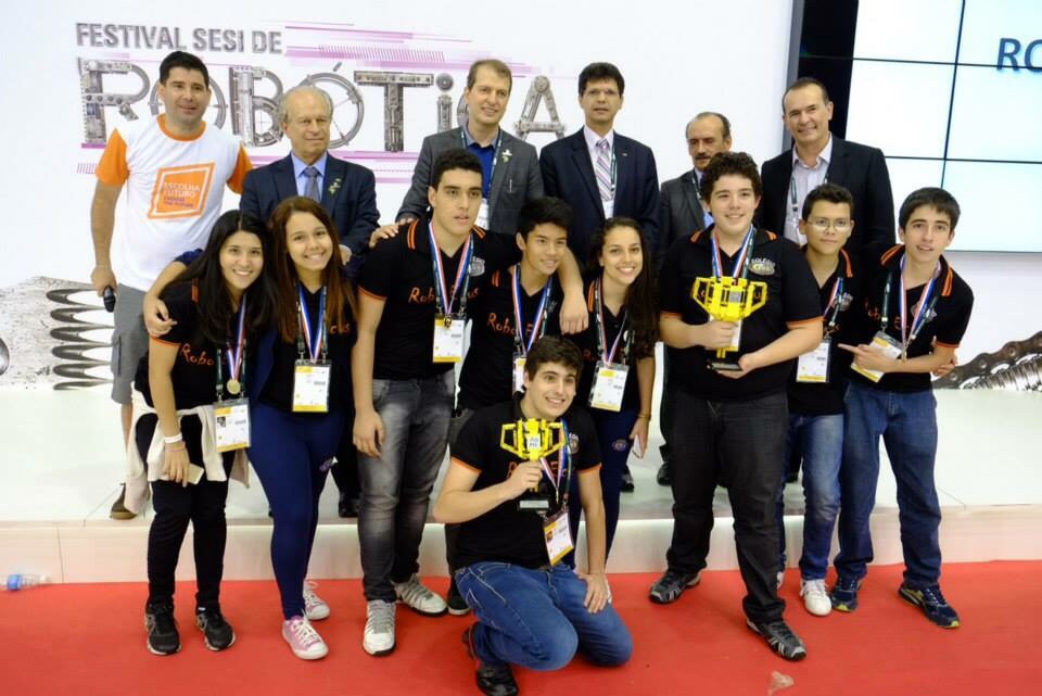 campeao e campeao da mesa worldskills 2015.jpg